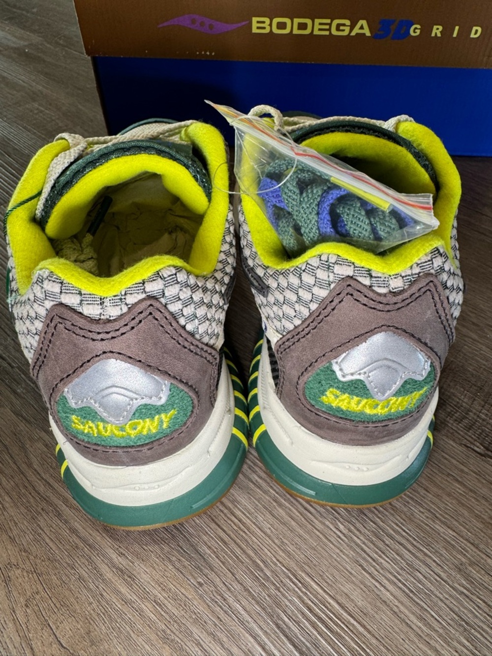 Saucony X Bodega 3D Grid Hurricane Cream Green Beige Sneakers - Picture 6 of 15
